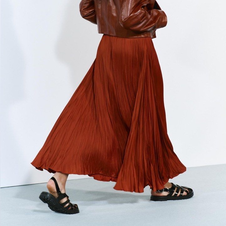 Zara Rust Pleated Skirt